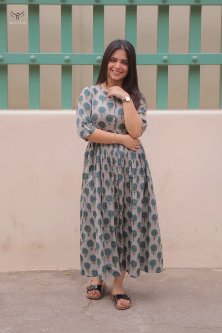 Pastel Green Ruffled Waist Feeding Top with half sleeves